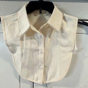 Cream Detachable Collar with Pearl Detail
